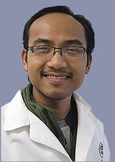 Loyola University Chicago, Stritch School of Medicine, Son Ton.