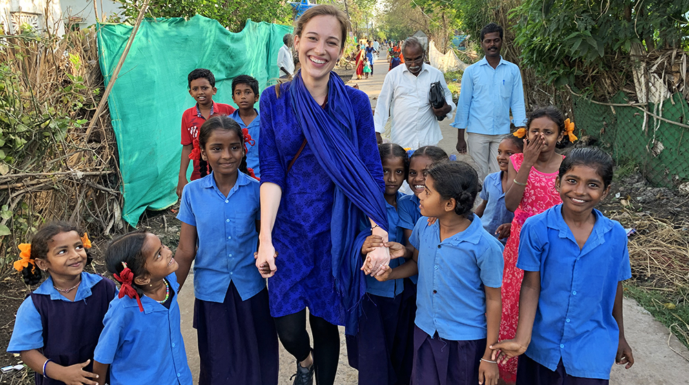 Alum Meg Ryan among children in India