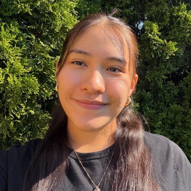 Arianna Loyola, ACE Peer Mentor