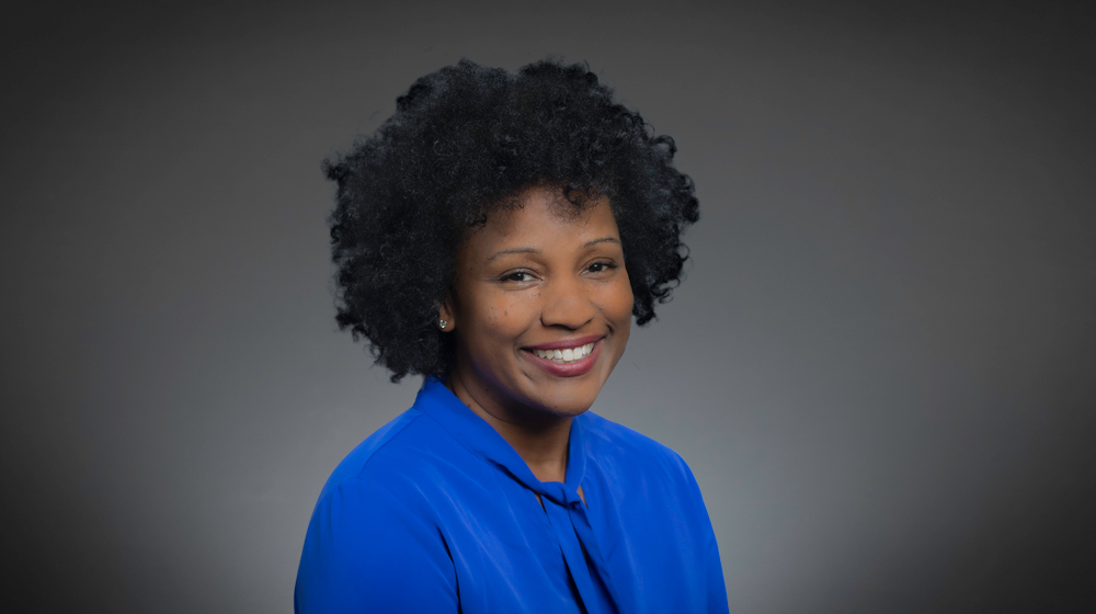 Shannon Gore Headshot