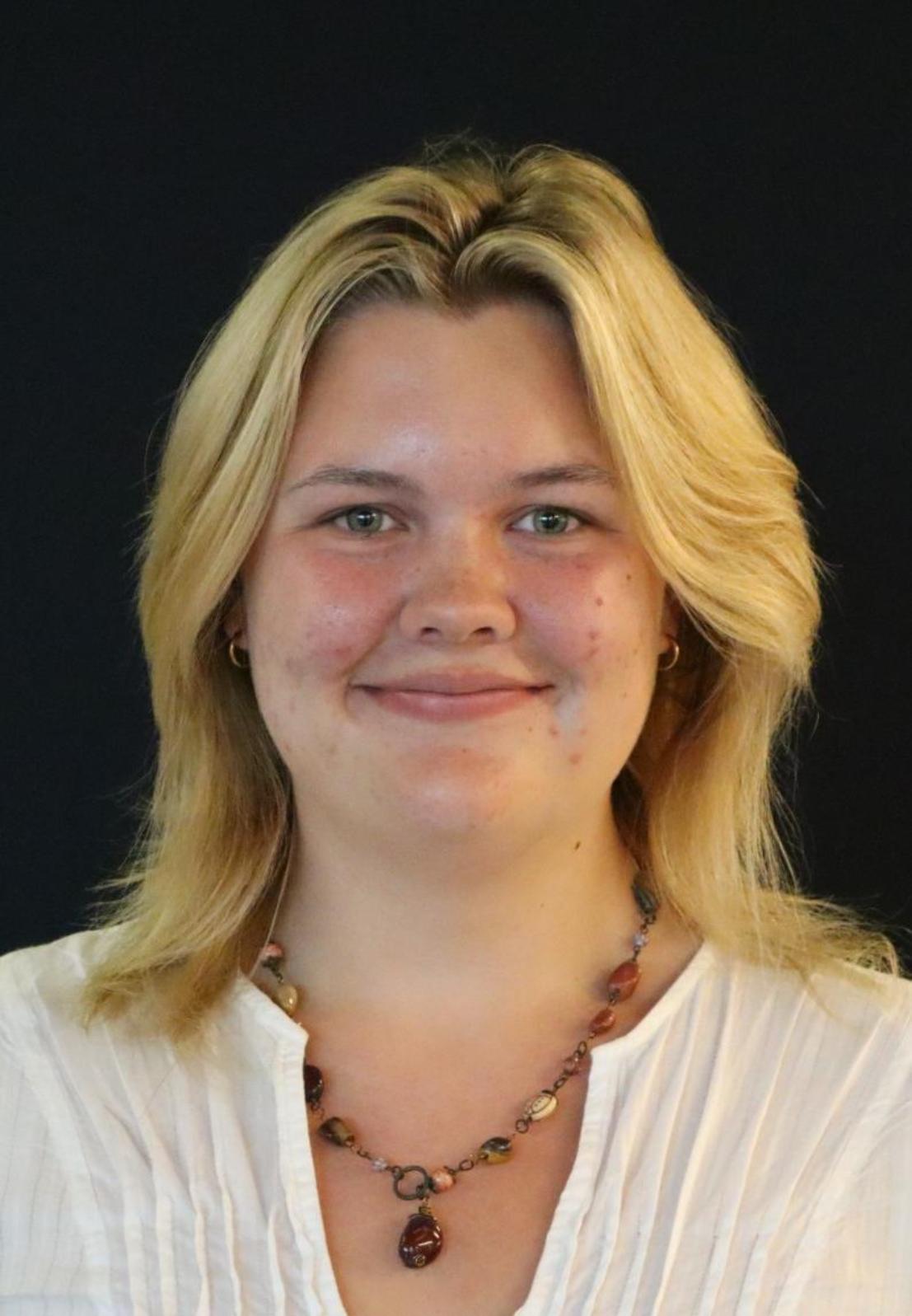 allison rugg headshot