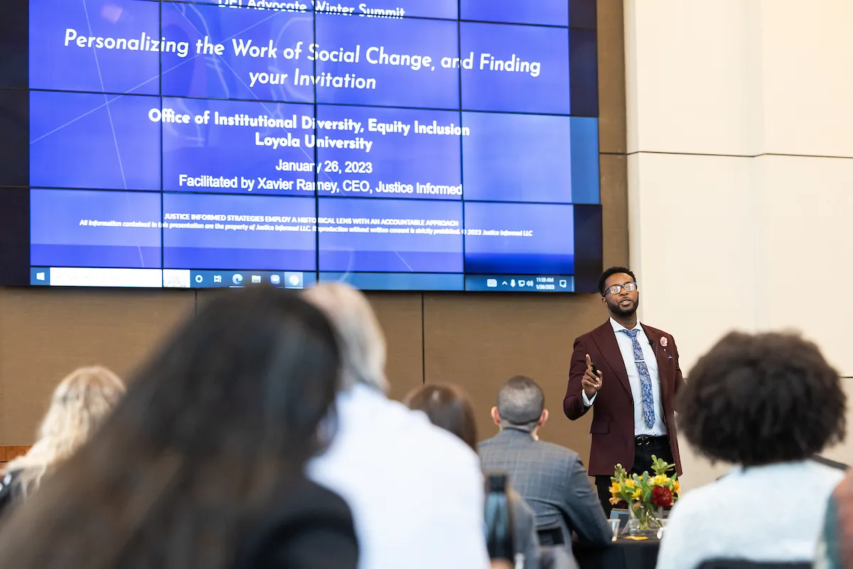 Dr. Robert Livingston gives a presentation to faculty and staff