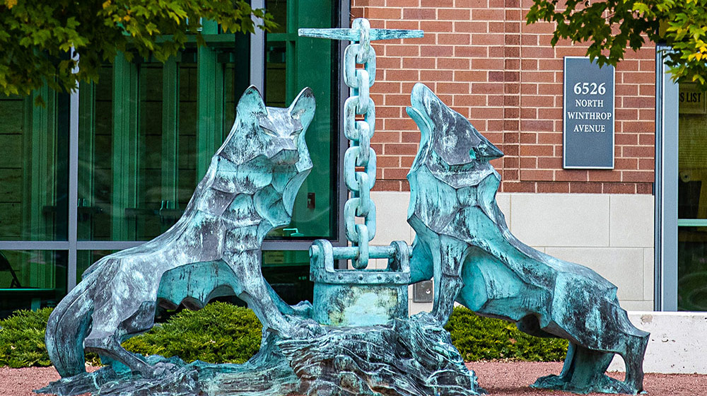 The Los Lobos statue on the Lake Shore Campus portrays the story of the Ignatius family's generosity to the starving wild animals.