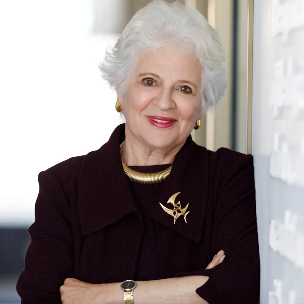 Fay Hartog-Levin