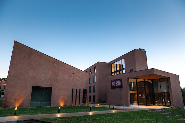 Римский центр Джона Феличе