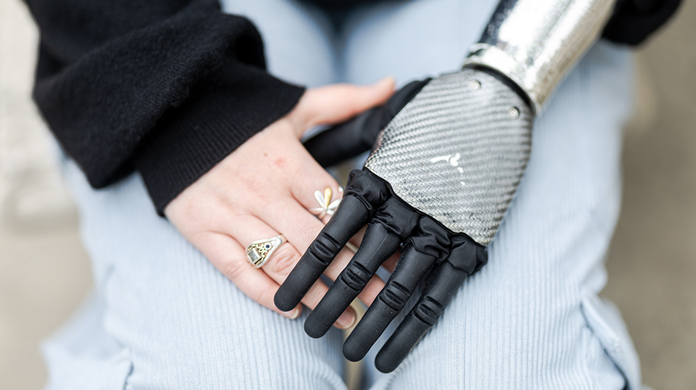 Portrait of Annika Berlin, Psyonic employee and user of the Ability Hand