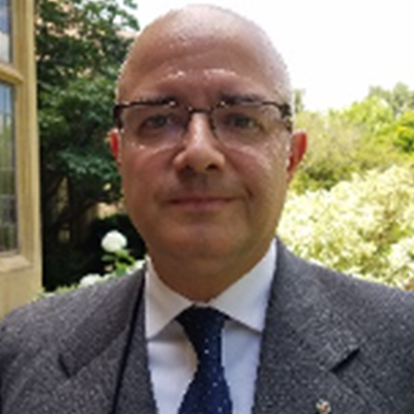 Robert Ruffolo